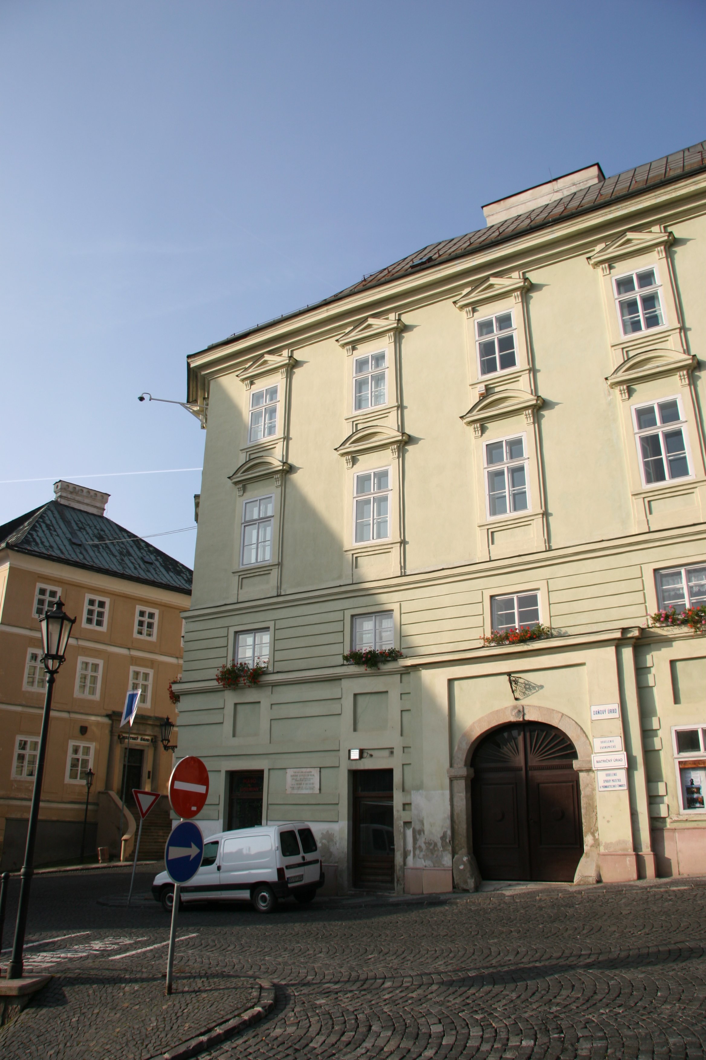 img_4976.jpg